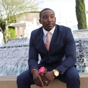 Meet your Posher, Avery